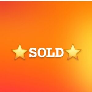 Vinateg CHANEL White Tweed Blazer with Fringe